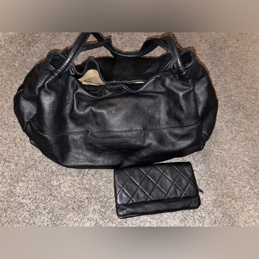 HOBO Genuine Leather Handbag / wallet